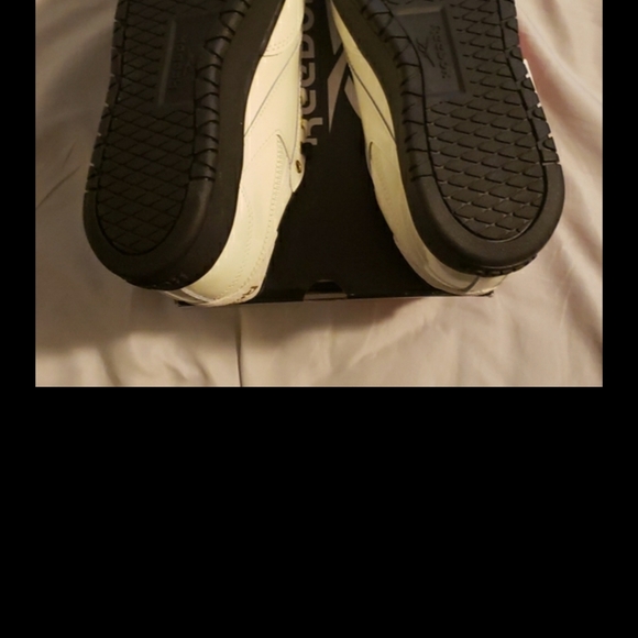 Club C Double  Cardi B - Picture 6 of 9